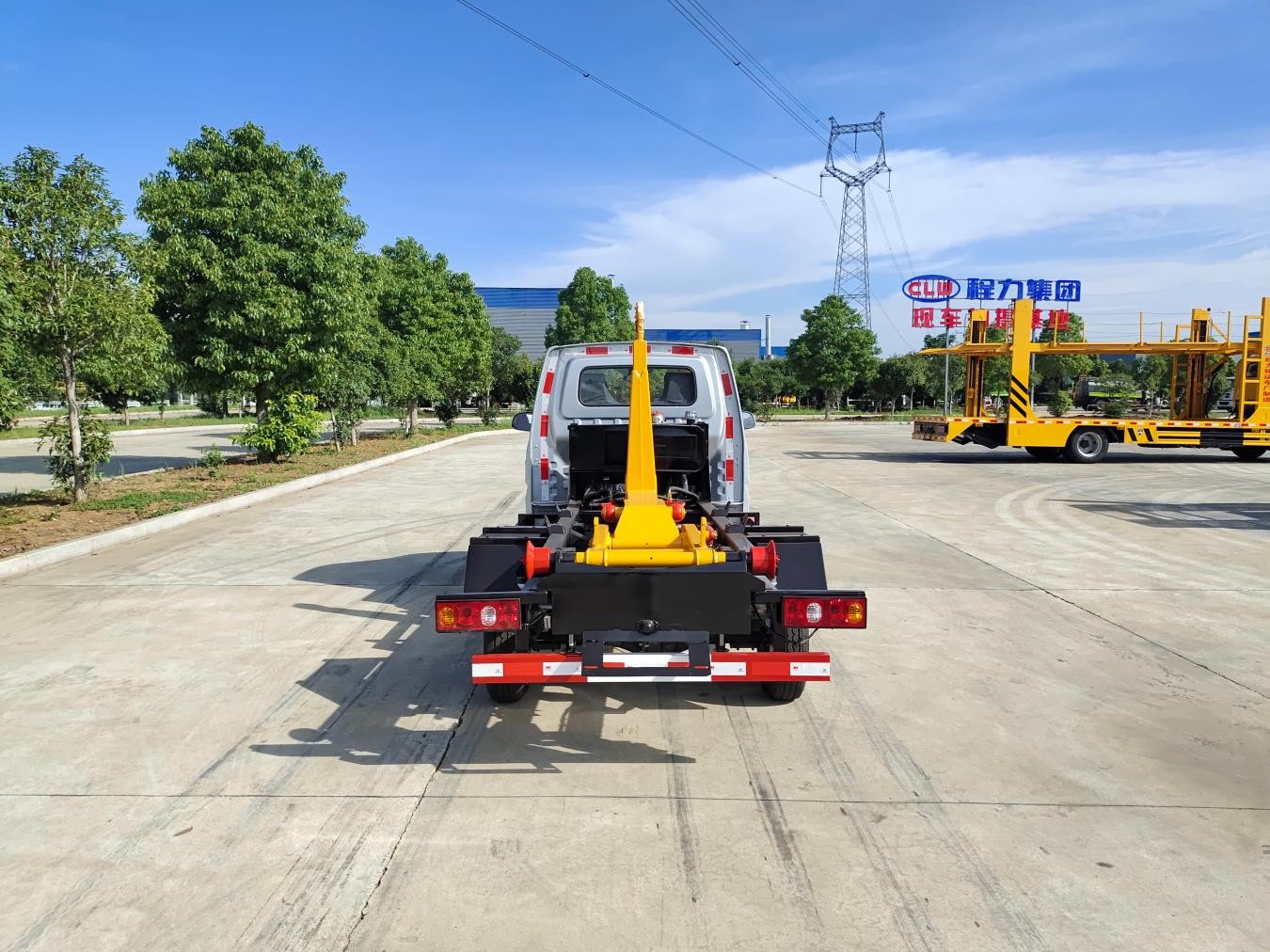 3方長安純電動車廂可卸式垃圾車圖片5