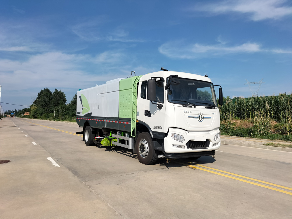 新款東風(fēng)4x2純電動(dòng)16m3道路清掃車(chē)多功能綠色灑水吸塵器電動(dòng)汽車(chē)