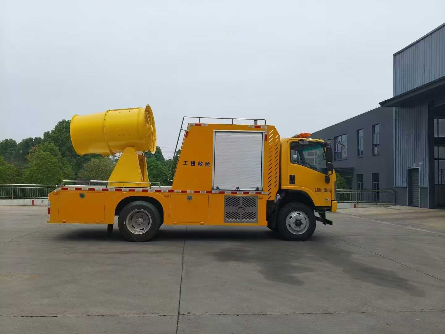 五十鈴10噸工程救險(xiǎn)搶險(xiǎn)車圖片2