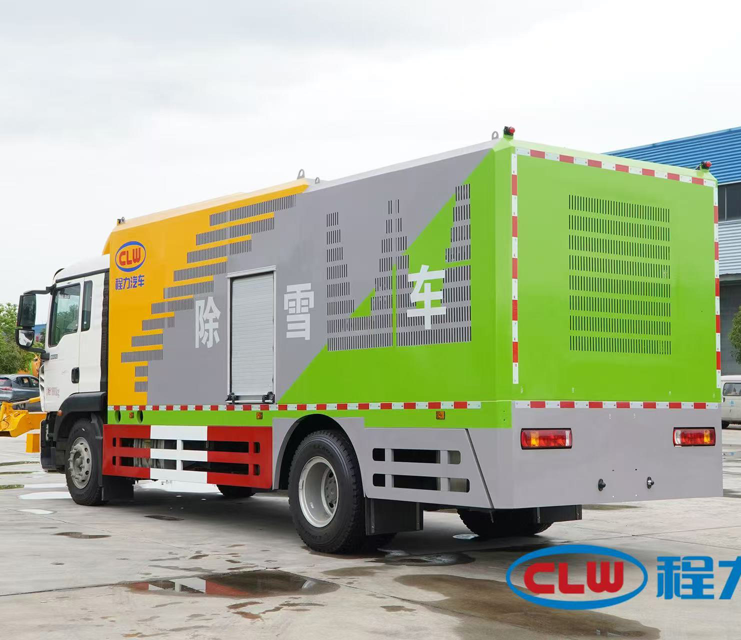 重汽豪沃多功能吹雪車（除雪車）隆重上市，最大風力可達12級，可配雪鏟雪滾圖片4